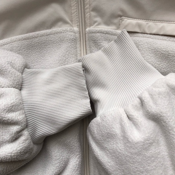 Alo Yoga Polar Fleece Cropped Wintry Mix Jacket Ivory S - Picture 11 of 14